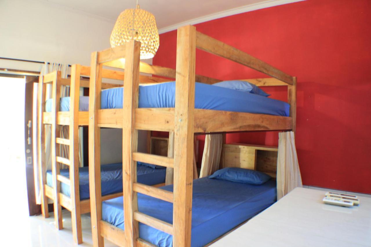 Black Hostel Amed (Bali)