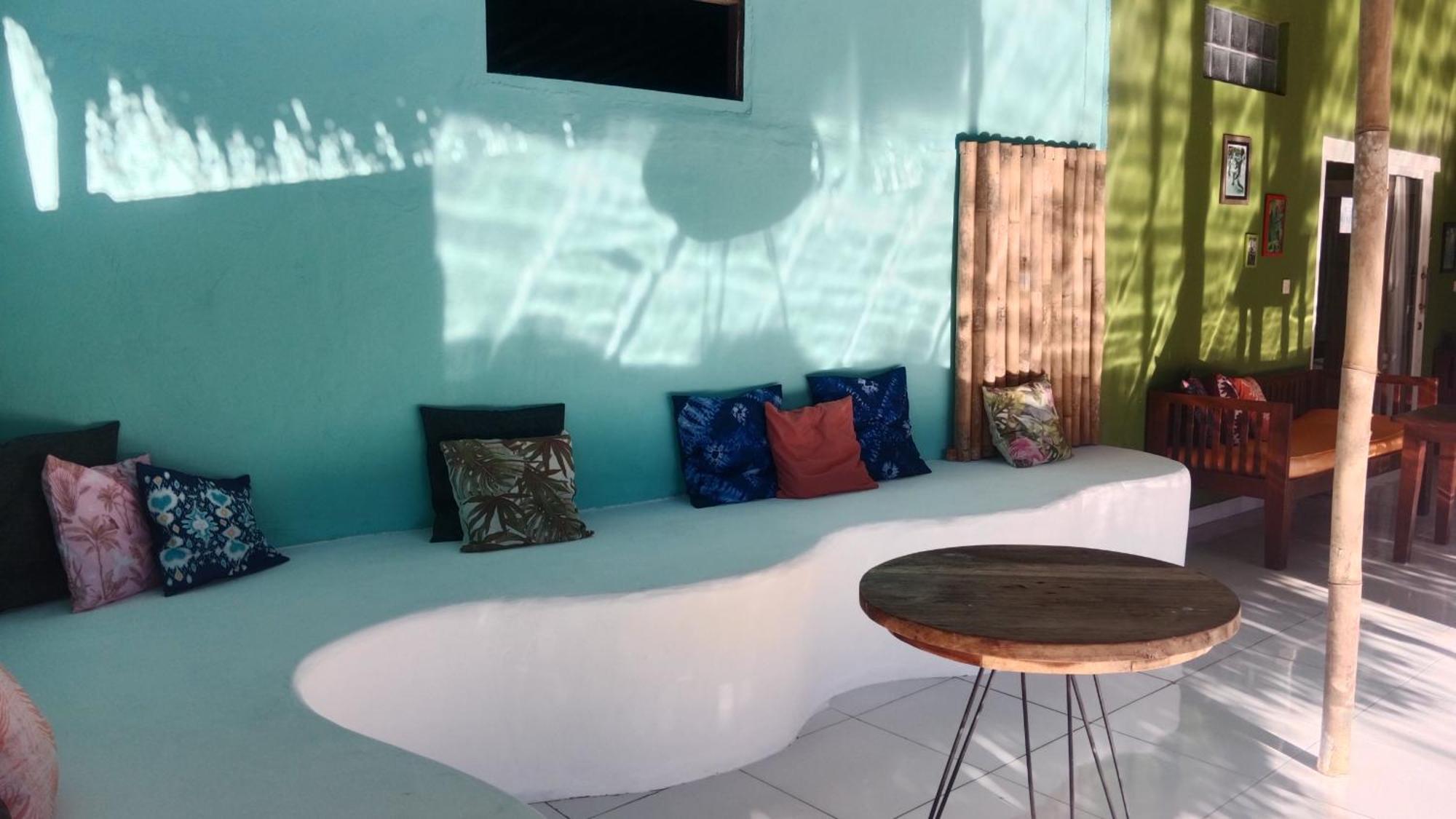Black Hostel Amed (Bali)